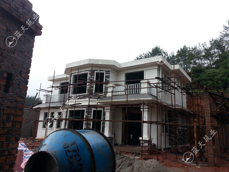 宜宾两层简欧自建别墅完工实景图